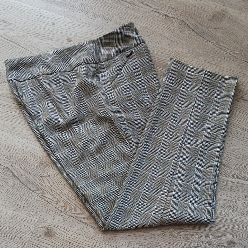 Investments Petites Women's 10P Plaid Pants - Black & White For Career or Casual